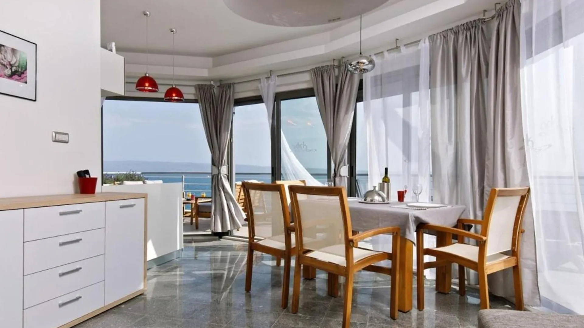 Nice Beach Apartments For 3 Adults Split